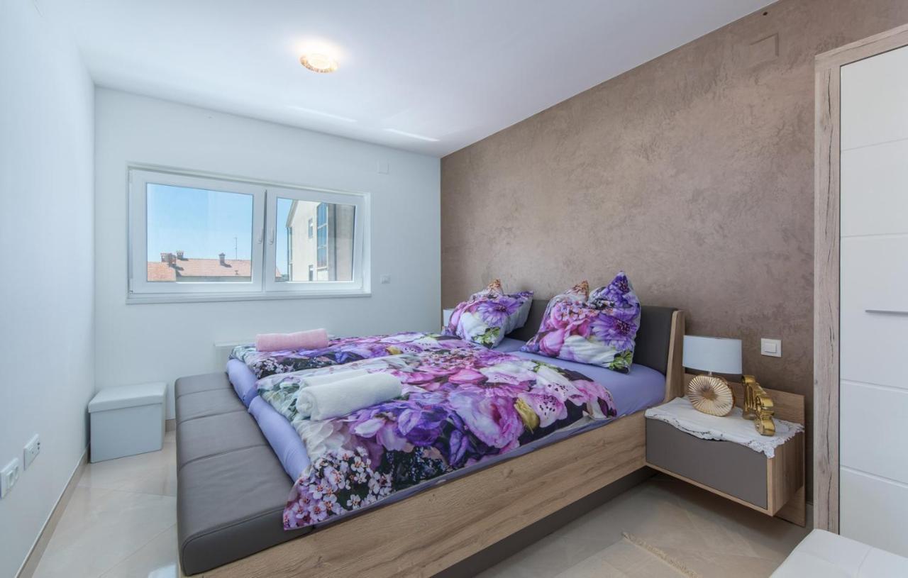 Modern Apartments With Shared Pool Near The Sea بولا المظهر الخارجي الصورة